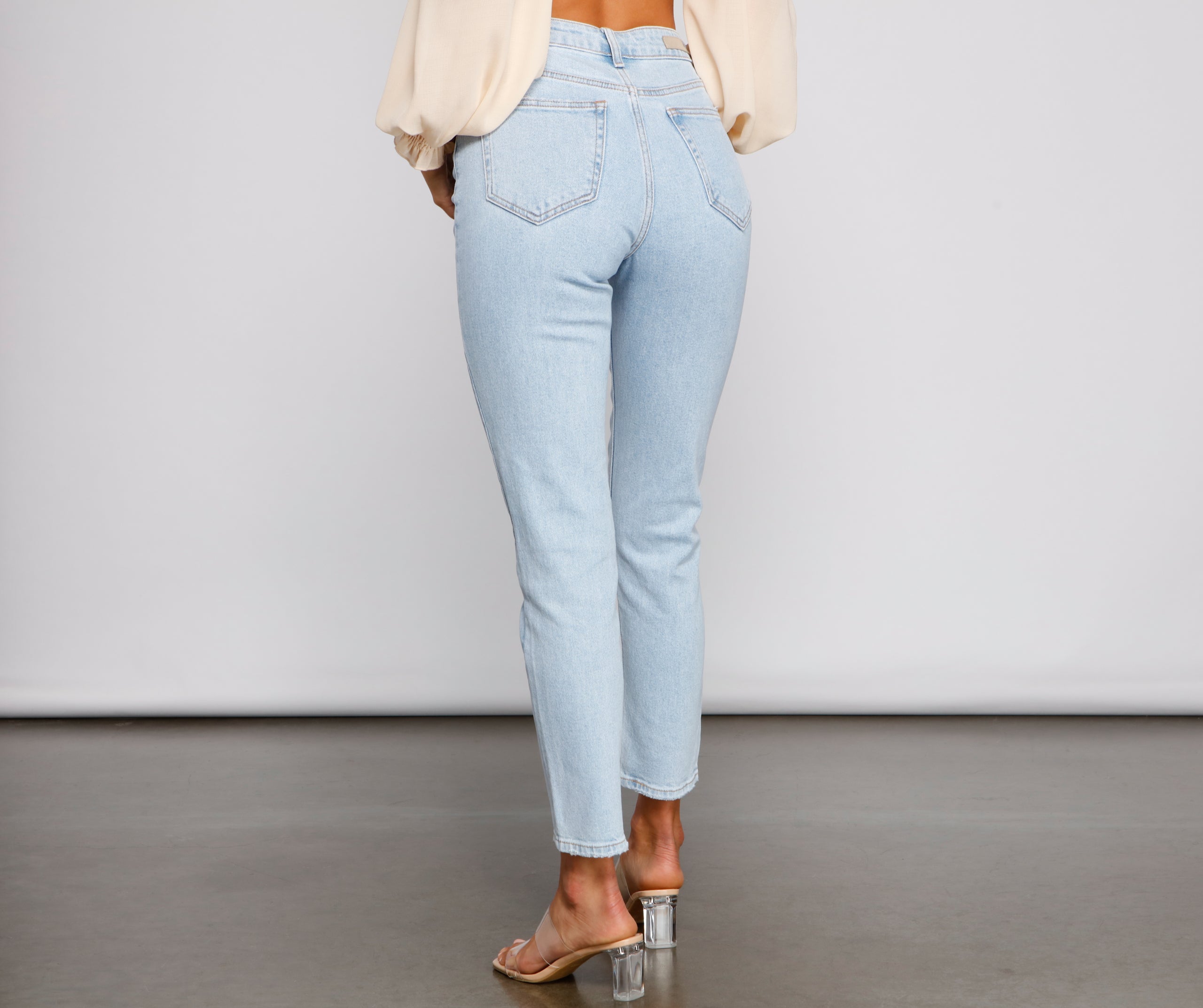 High Rise Chic Cropped Jeans