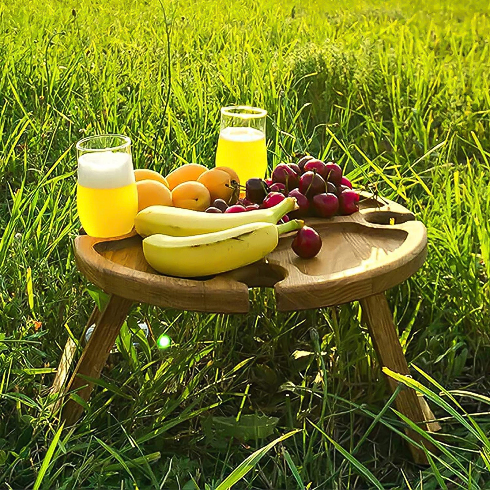 WREA Portable Picnic Table with Wine Rack Compartmental Tray Round Wooden Collapsible Desk for Outdoors Events Romantic Dinners Beach Camping