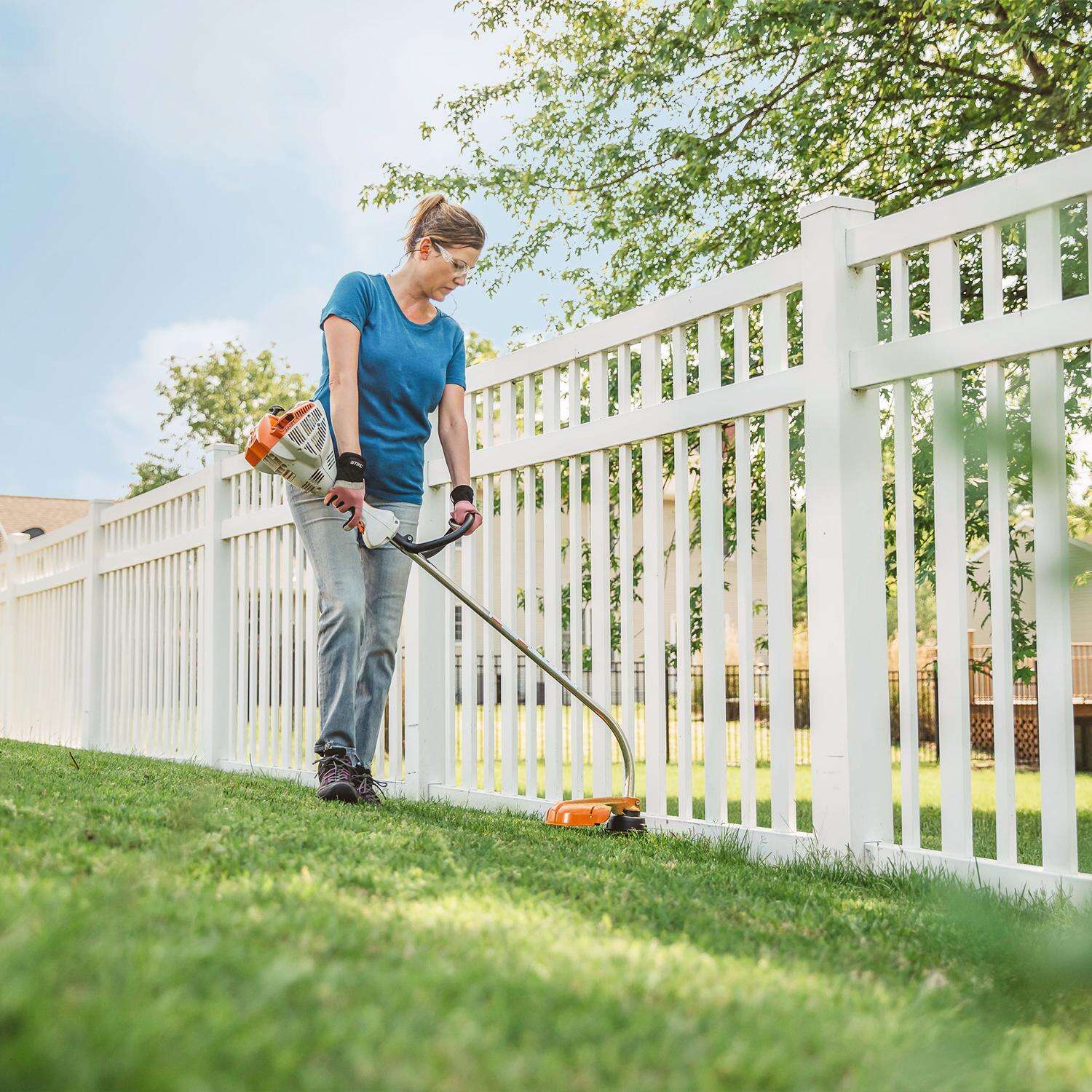 STIHL Gas Grass Trimmer Brushcutter FS 40 C-E 15 in， Tool Only