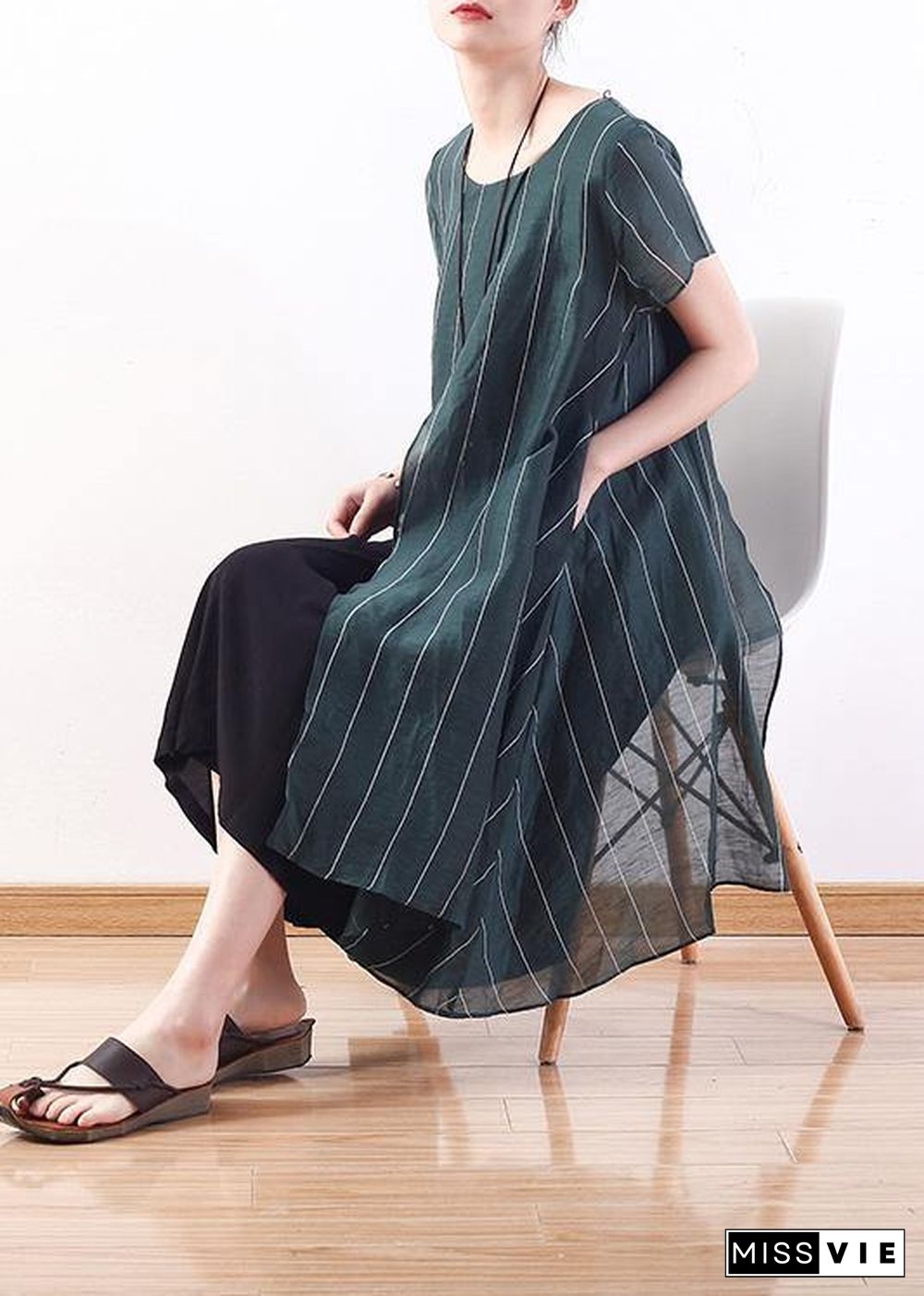 new original design green art  thin o neck  two pieces of pinstripe dress