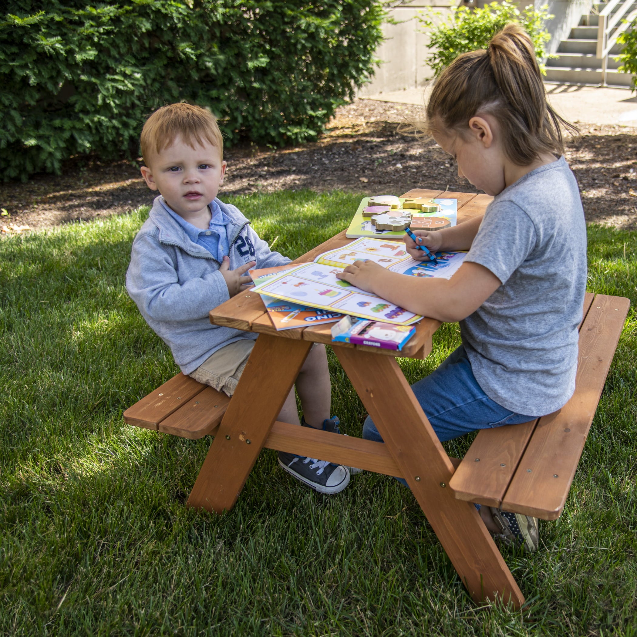 Homeware Kids Wooden Picnic Table， Brown