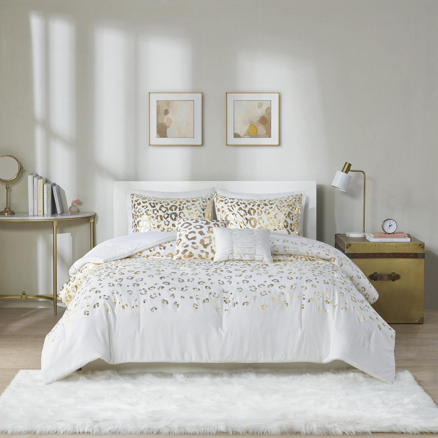 Home Essence Apartment Kendra Printed Metallic Animal Comforter Set Ivory