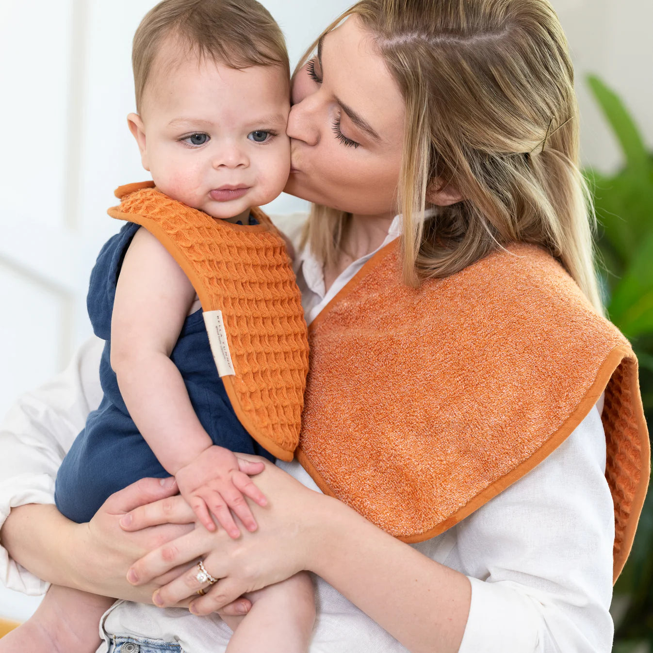 Reversible Bib Burp Pumpkin