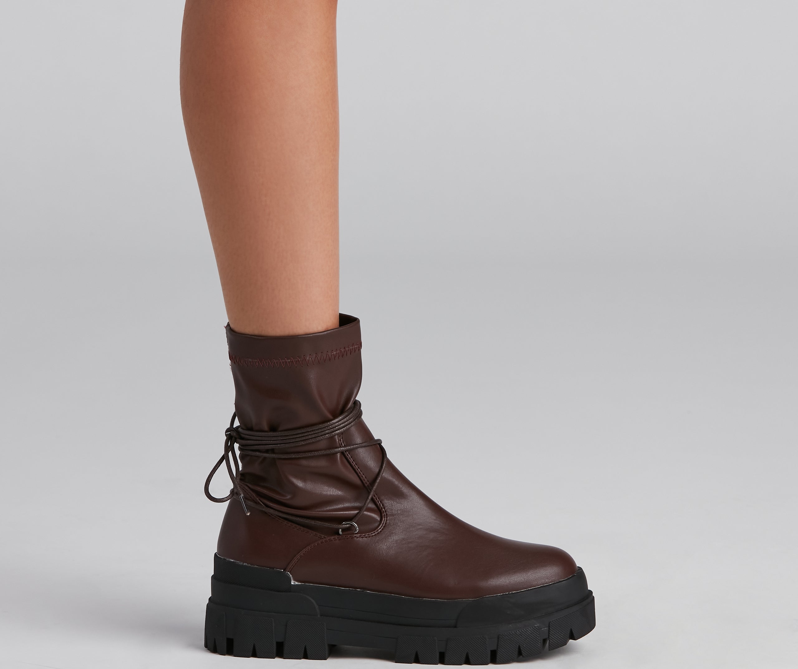 Stylish Command Lug Sole Combat Boots