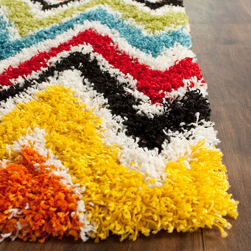 Safavieh Kids Psychedelic Chevron Shag Rug