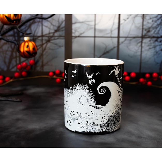 Silver Buffalo Disney The Nightmare Before Christmas Glow in the dark Ceramic Mug