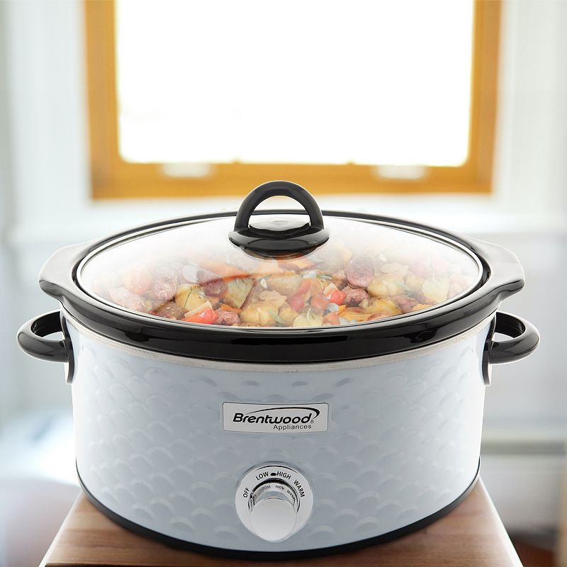 Brentwood Scallop Pattern 4.5 Quart Slow Cooker