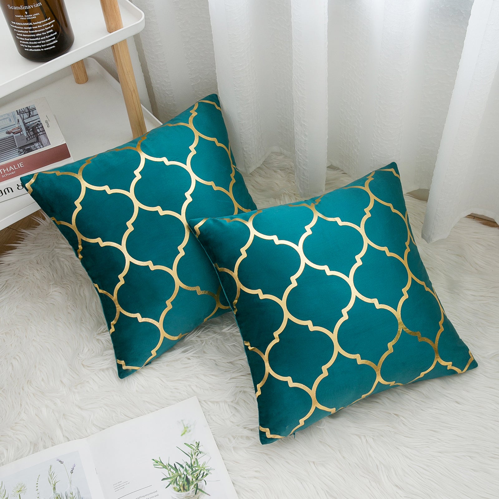 Decorative Throw Pillow Covers Moroccan Quatrefoil Geometric Bronzing Printed Cushion Covers Geometric Design Pillowcase for Sofa Couch Chair Bed Home Deco, Teal, 18 x 18 Inches