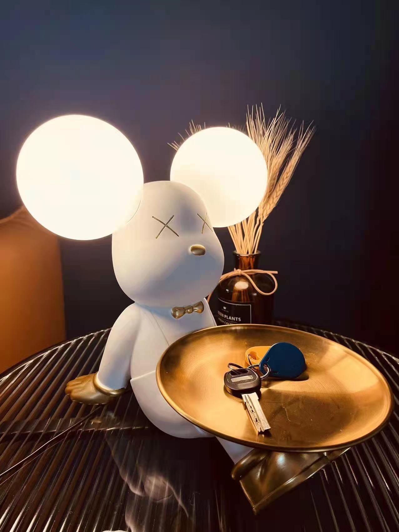 Violent Bear Tray Desk Lamp