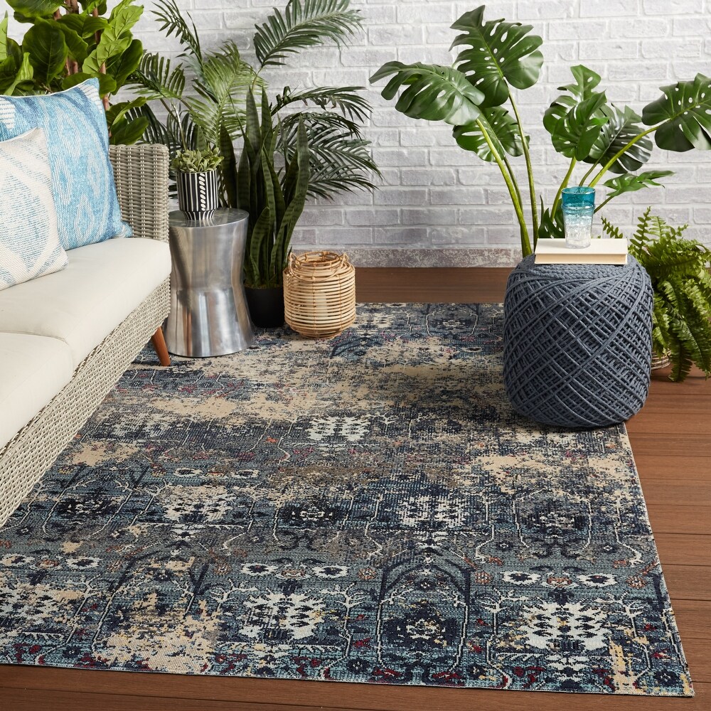 Alistair Indoor/ Outdoor Trellis Area Rug