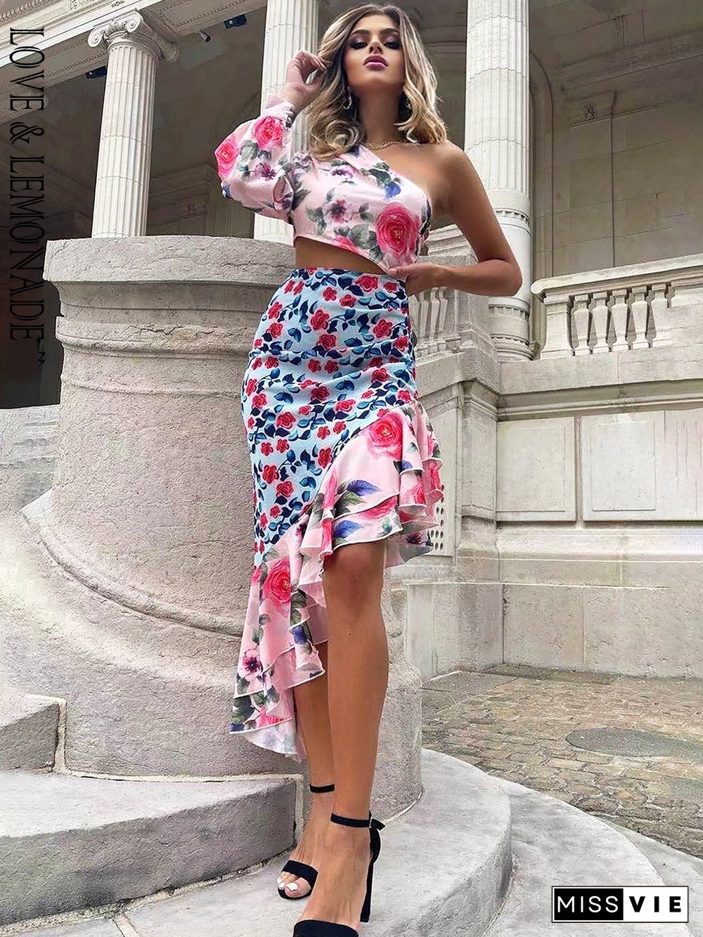 Love&Lemonade Sexy Off-Shoulder Cut Out Long Sleeve Color Print Ruffle Maxi Dress Lm82998