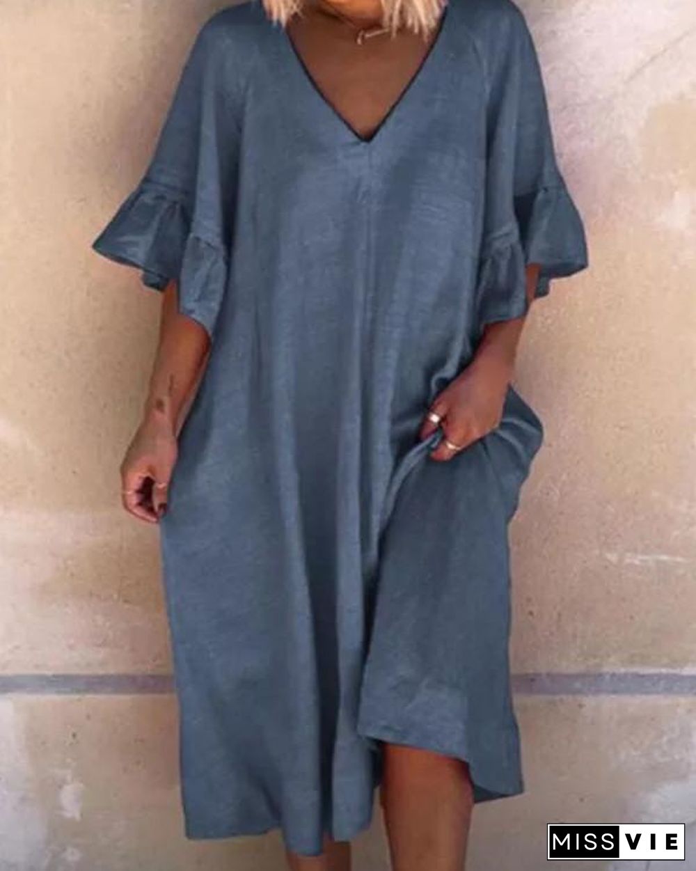 Casual Solid Tunic V-Neckline Shift Dress