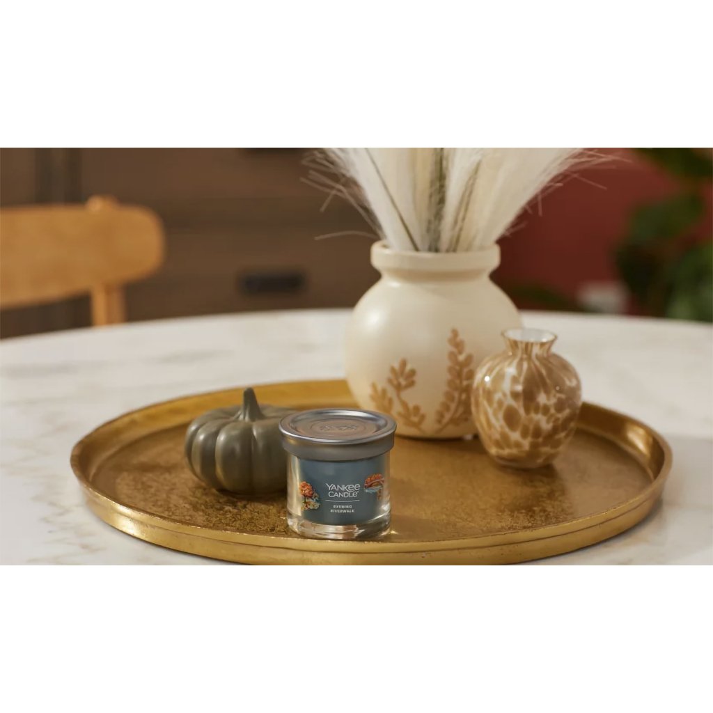 Yankee Candle  Signature Small Tumbler Candle in Evening Riverwalk