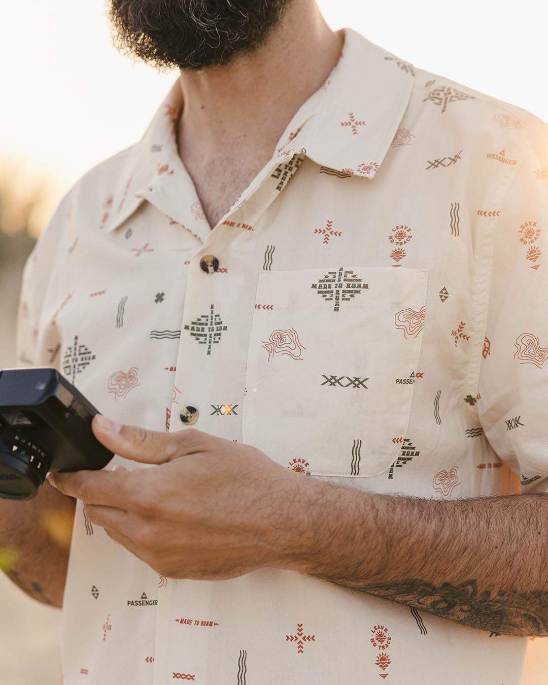 Cove Organic Cotton Short Sleeve Shirt - Birch Made To Roam