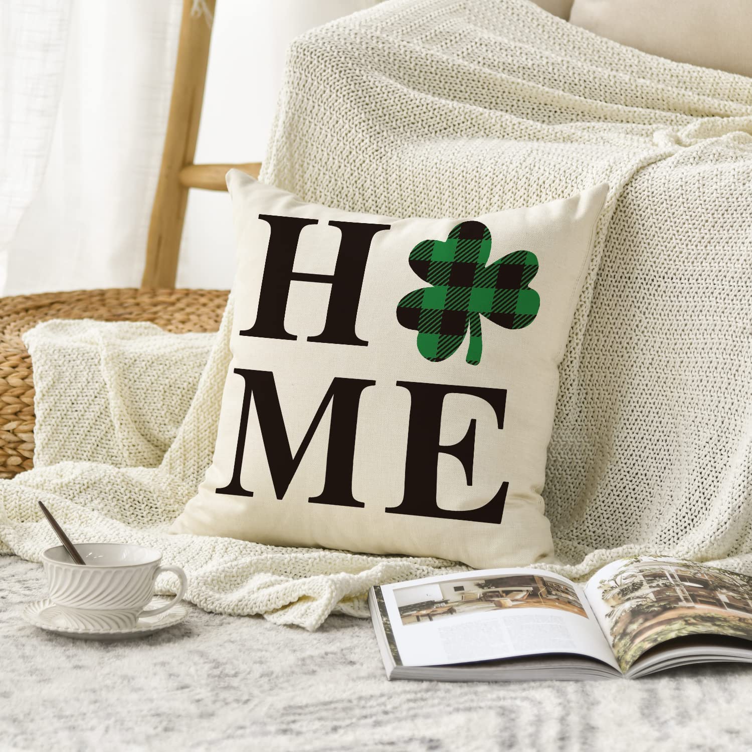 Artoid Mode Shamrock Clover Home St. Patrick's Day Throw Pillow Cover 18 x 18 Inch Cushion Case Decoration for Sofa Couch