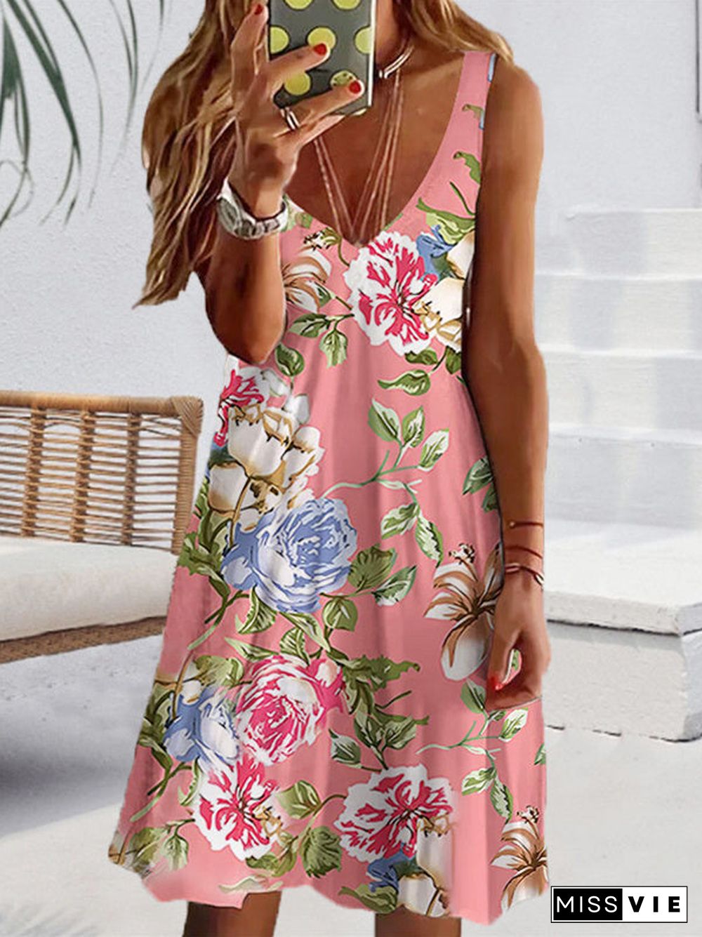 Women Sleeveless V-neck Floral Printed Midi Dress