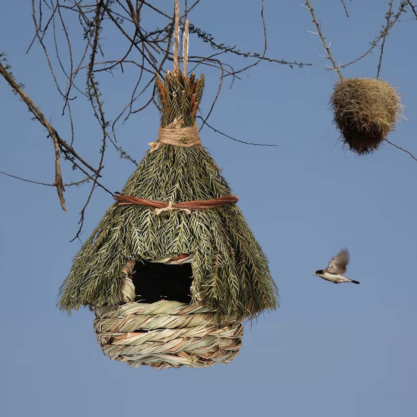 Natural Birds Cage Nest ration Cozy Resting Roosting Pet Bedroom Hut Woven Bird House for Bluebirds Owls Lovebird Hummingbird Outdoor 22cm