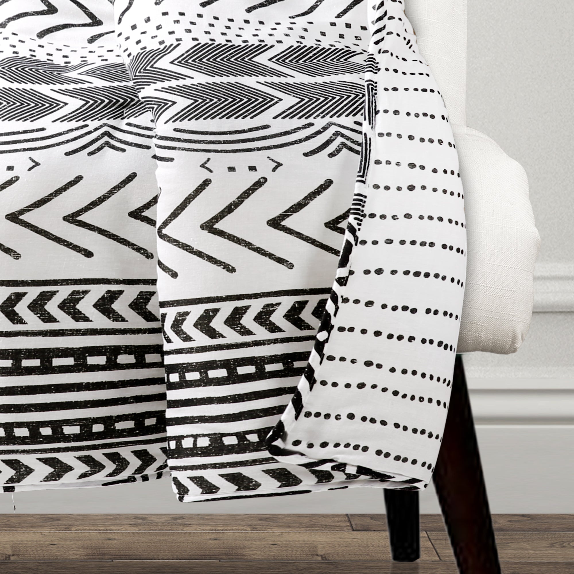 Hygge Geo Throw