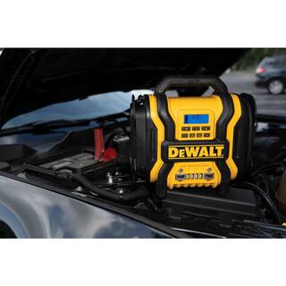 DW 1600 Peak Amp Portable Car Jump Starter with 120 PSI Digital Air Compressor and 500-Watt Inverter DXAEPS14