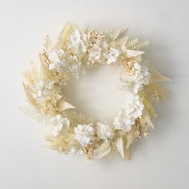 Sullivans Hydrangea Pampas Wreath