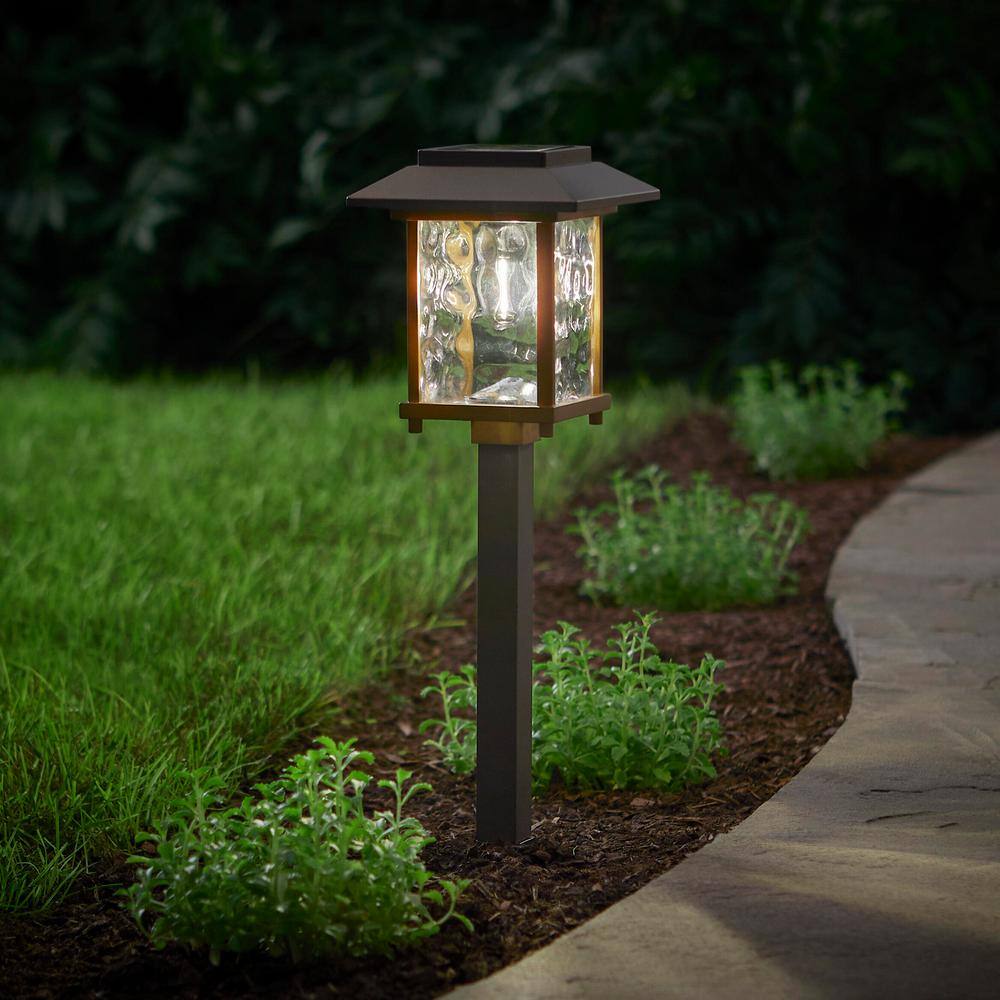 Hampton Bay Parkwood 2-Tone Bronze and Gold Solar LED Weather Resistant Path Light 14 Lumens with Water Glass Lens and Vintage Bulb 52300-024