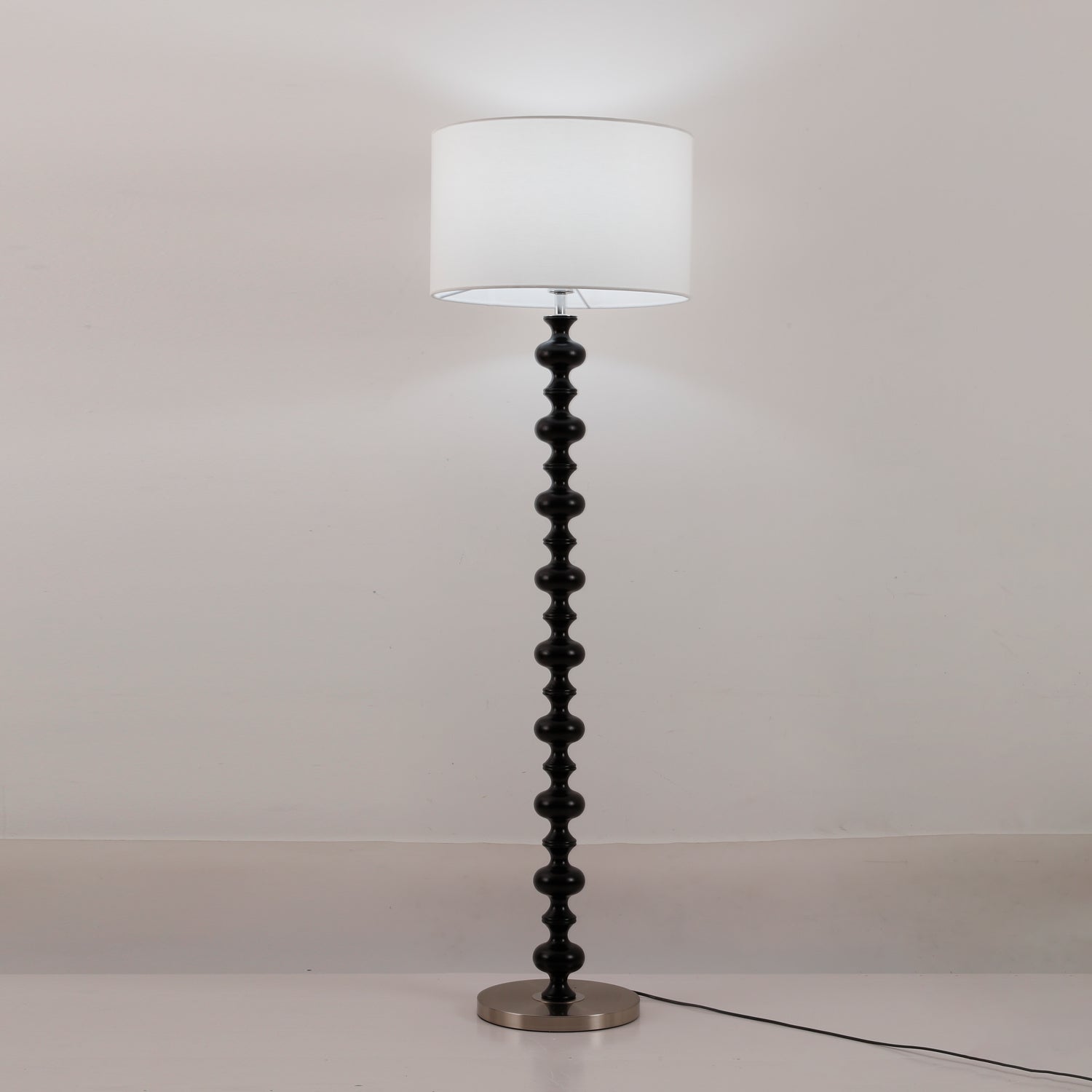 Vera Floor Lamp