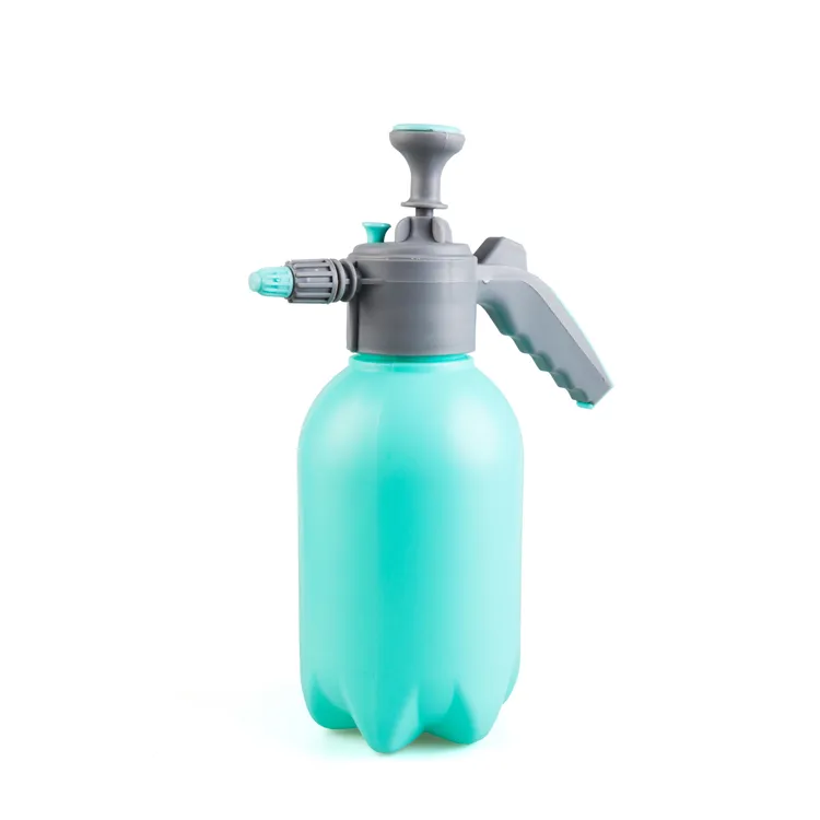 Garden supplies 2l  hand high pressure sprayers colorful water spray bottles in stock