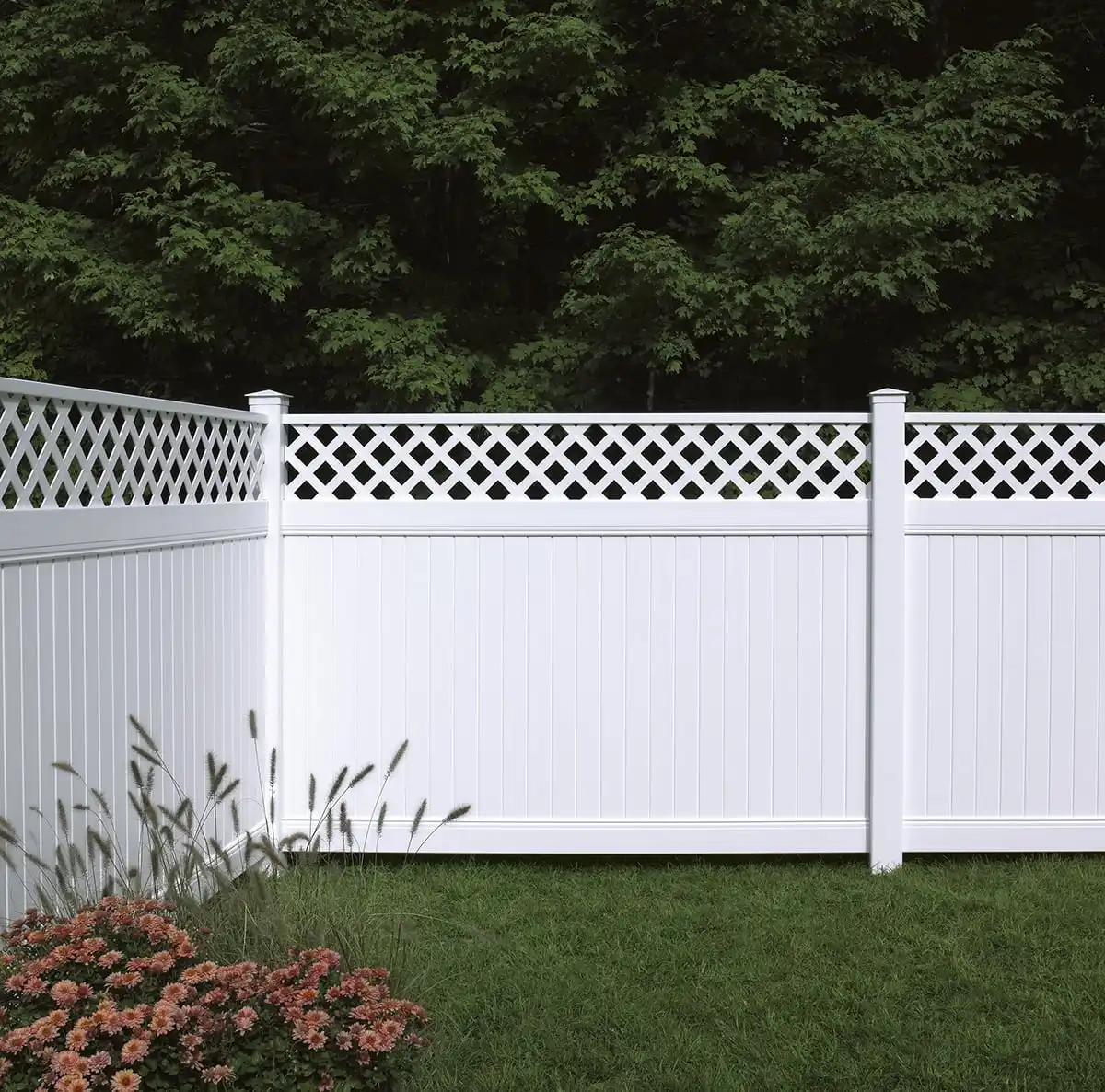 Anti climb lattice privacy fence for garden supplies