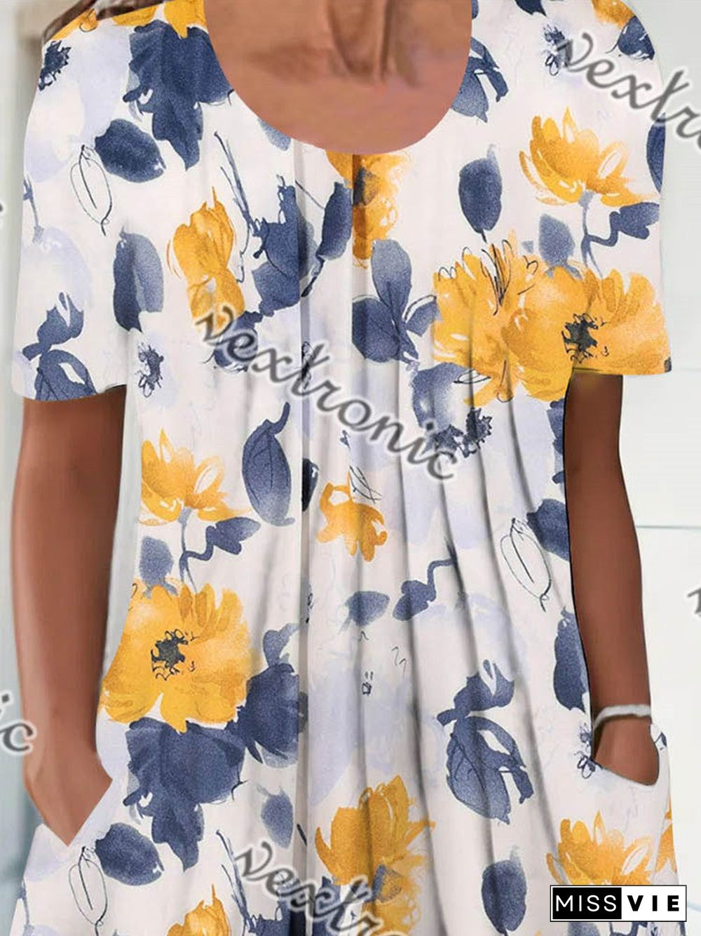 Women's Short Sleeve Scoop Neck Floral Printed Graphic Midi Dress