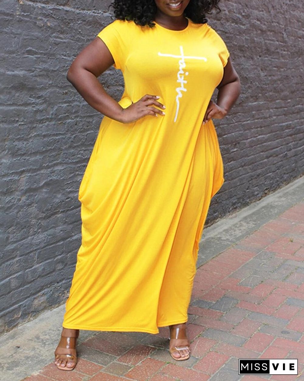 Draped Solid Color Short Sleeve Maxi Dress