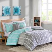 Intelligent Design Kennedy Comforter Set with Throw Pillows