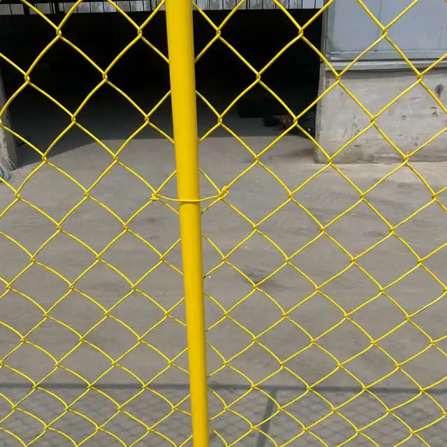 Supplies 6ft x 10ft Yellow PVC Coated Chain Link Temporary Fence For Construction Site.