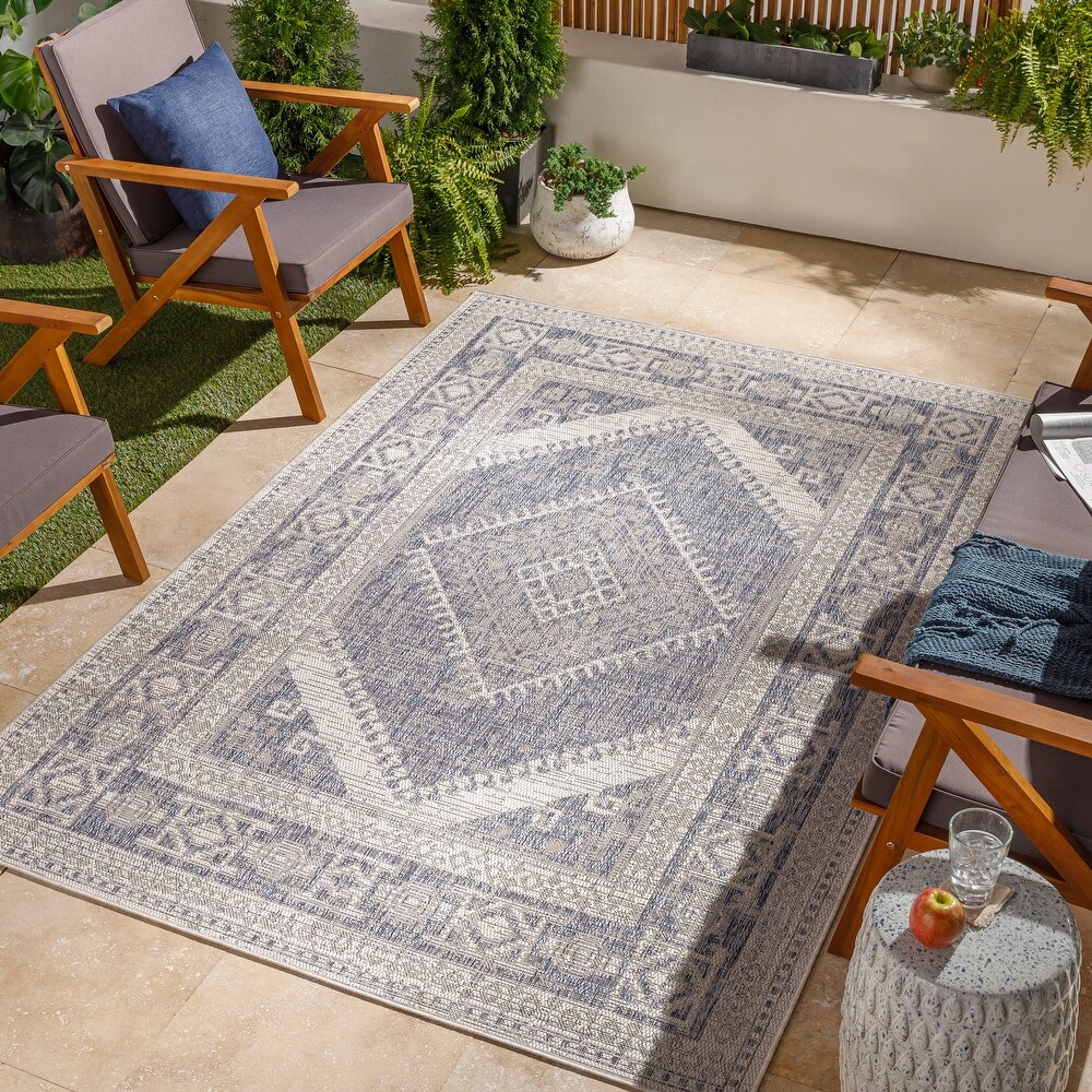 Artistic Weavers Kelia Global Medallion Indoor/ Outdoor Area Rug