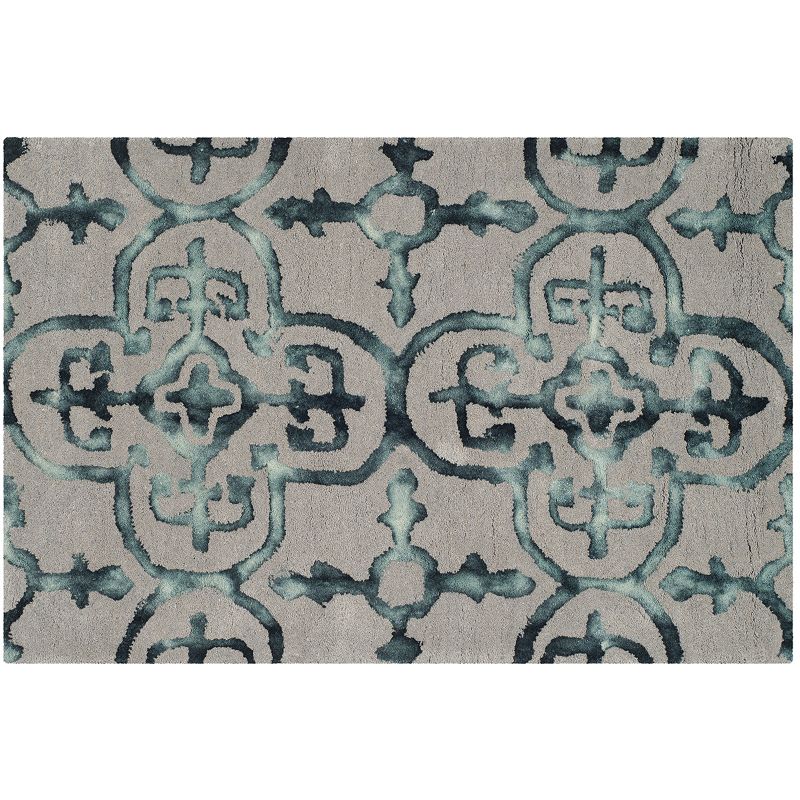 Safavieh Creedence Quatrefoil Dip-Dyed Wool Rug