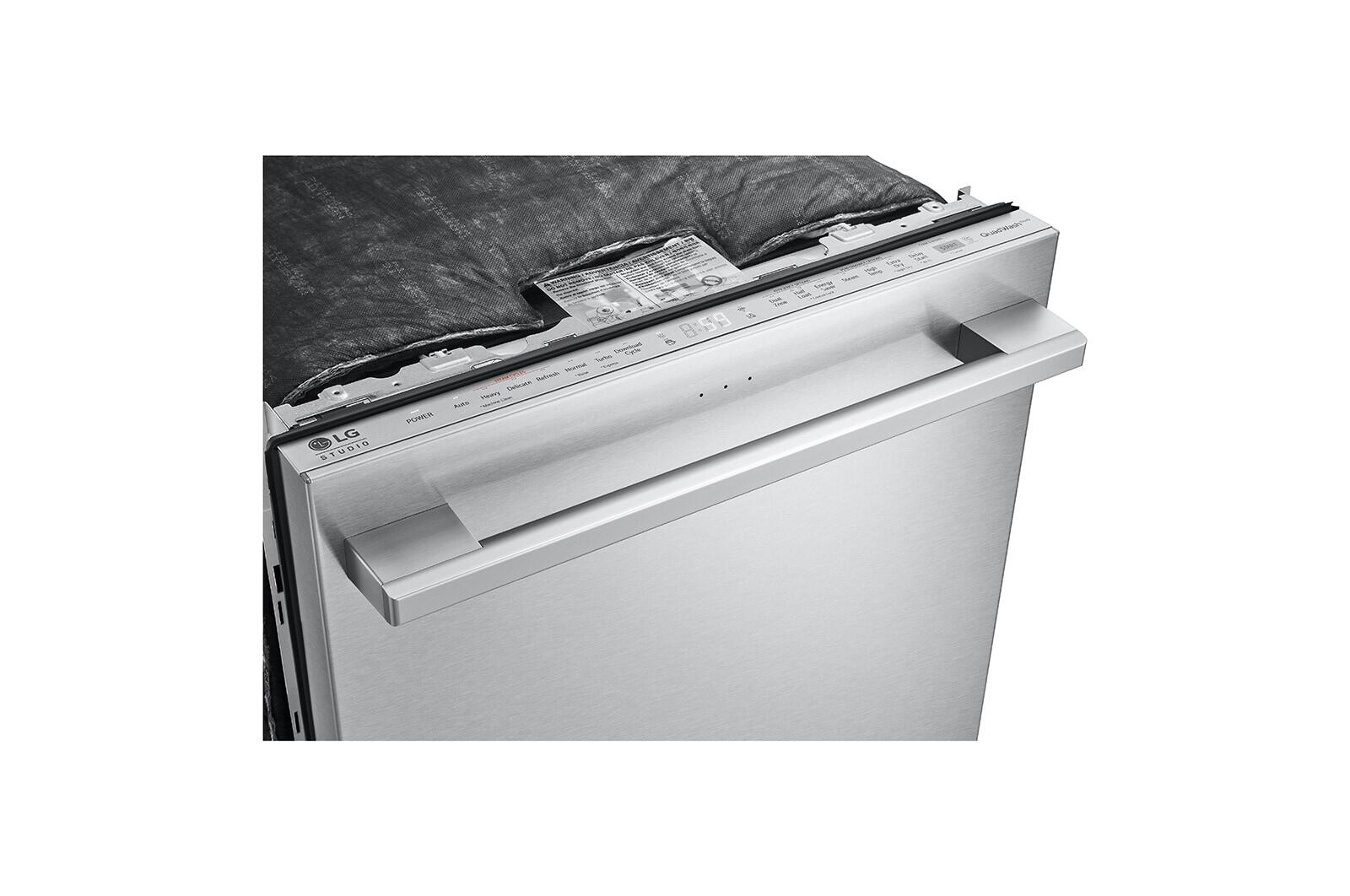 Lg LSDTS9882S Lg Studio Top Control Smart Dishwasher With Quadwash™ And Truesteam®