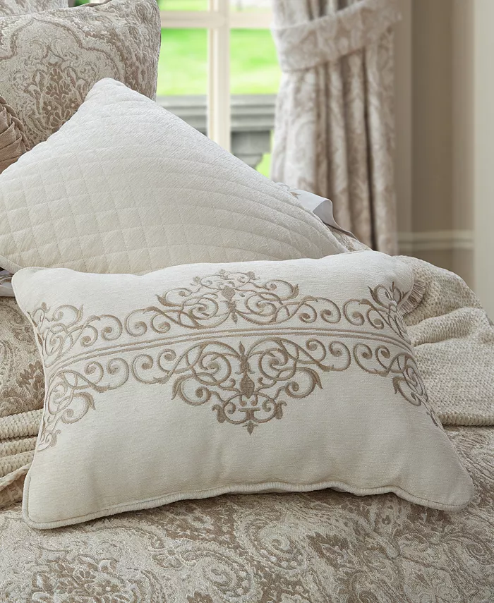 J Queen New York CLOSEOUT! Brae Lynn Decorative Pillow， 14