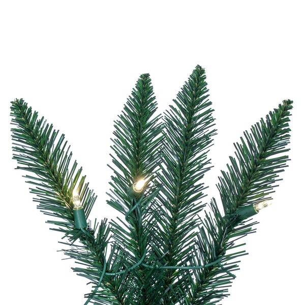 7.5' x 23 Durham Pole Pine Tree with 250 Warm White LED Lights