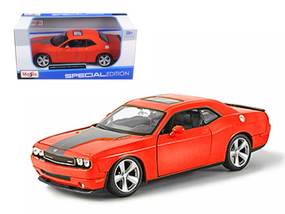 Maisto 2008 Dodge Challenger SRT8 Blue Metallic 1/...