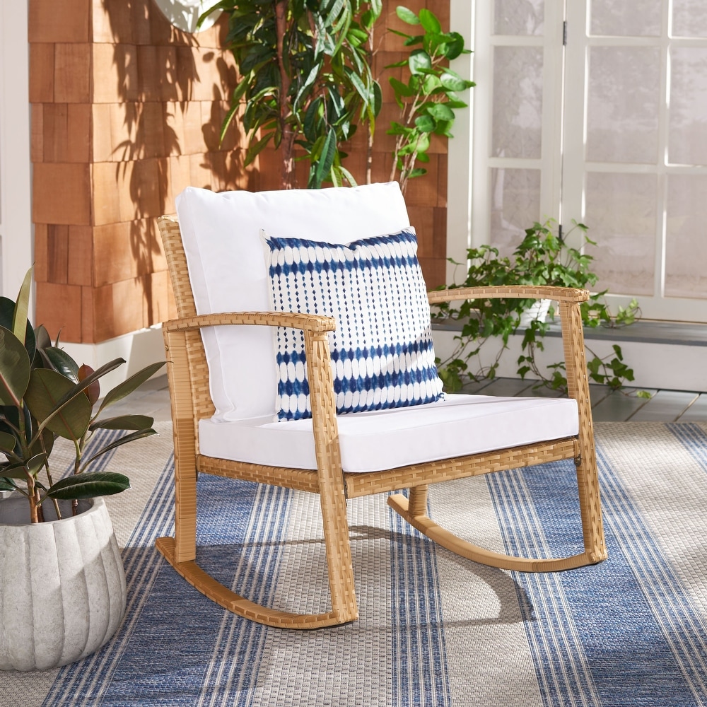 SAFAVIEH Outdoor Daire Rocking Chair.   26\