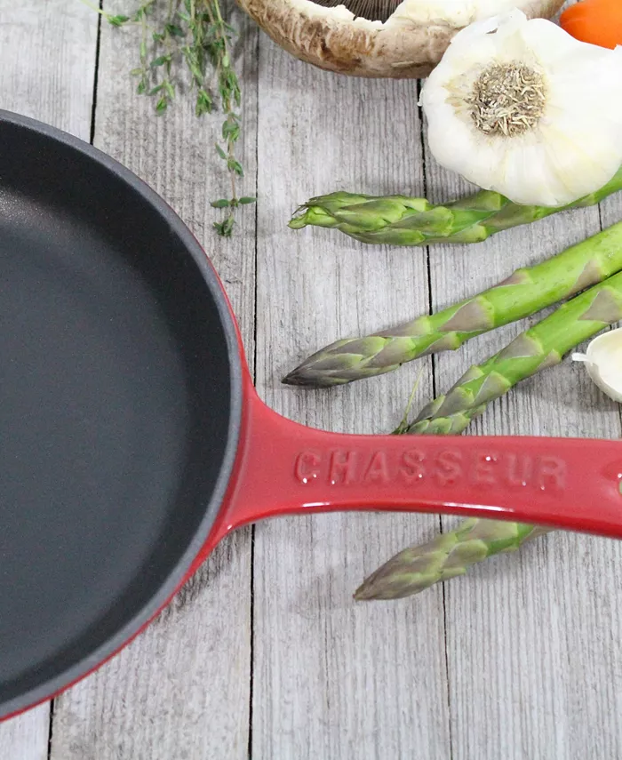 Chasseur French Enameled Cast Iron Fry Pan with Cast Iron Handle 8-inch