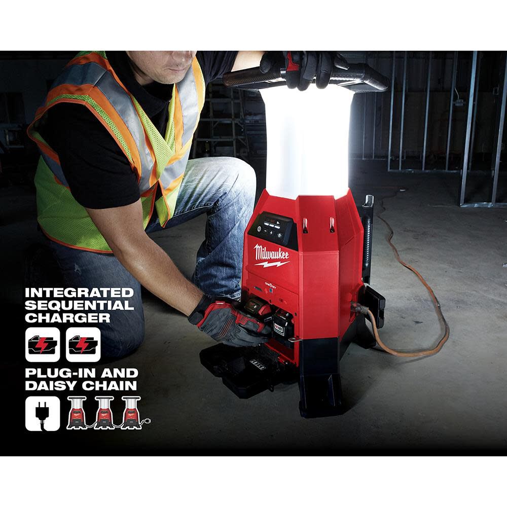 Milwaukee M18 RADIUS Site Light and Charger with ONE-KEY 2150-20 from Milwaukee