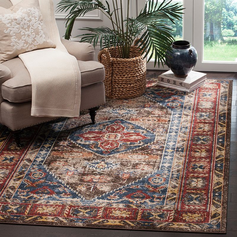 Safavieh Bijar Shiraz Framed Floral Rug