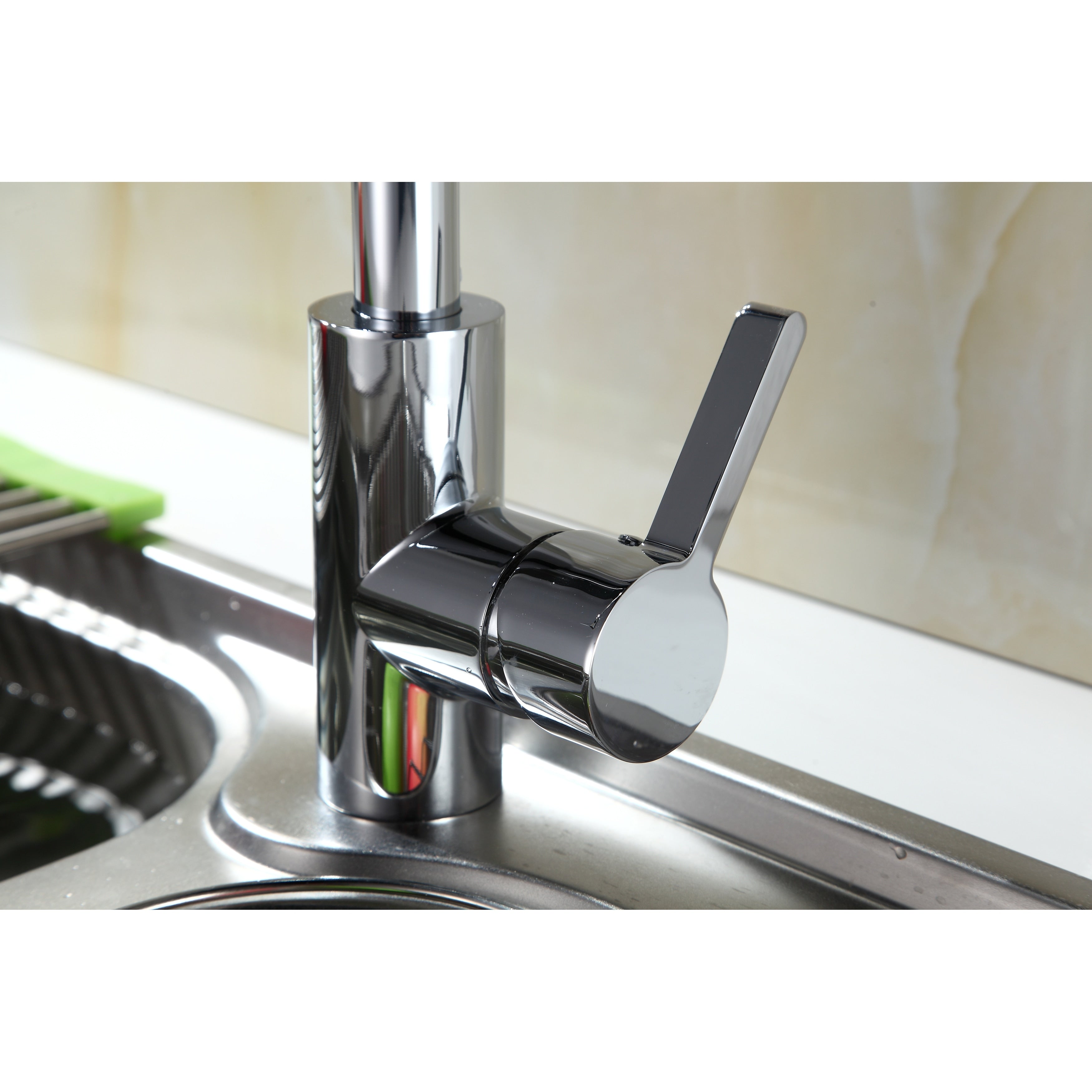 RUNFINE Single-Handle Pull-Down Sprayer Kitchen Faucet Chrome