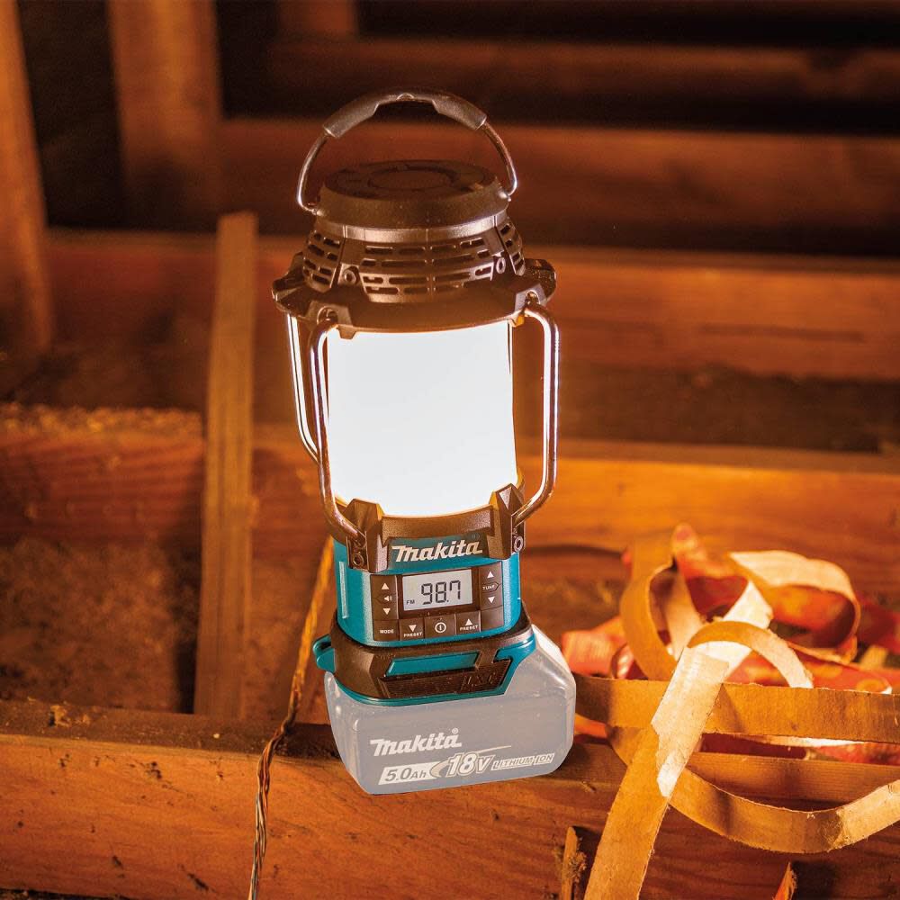 Makita 18V LXT Lantern with Radio Cordless Bare Tool XRM12 from Makita