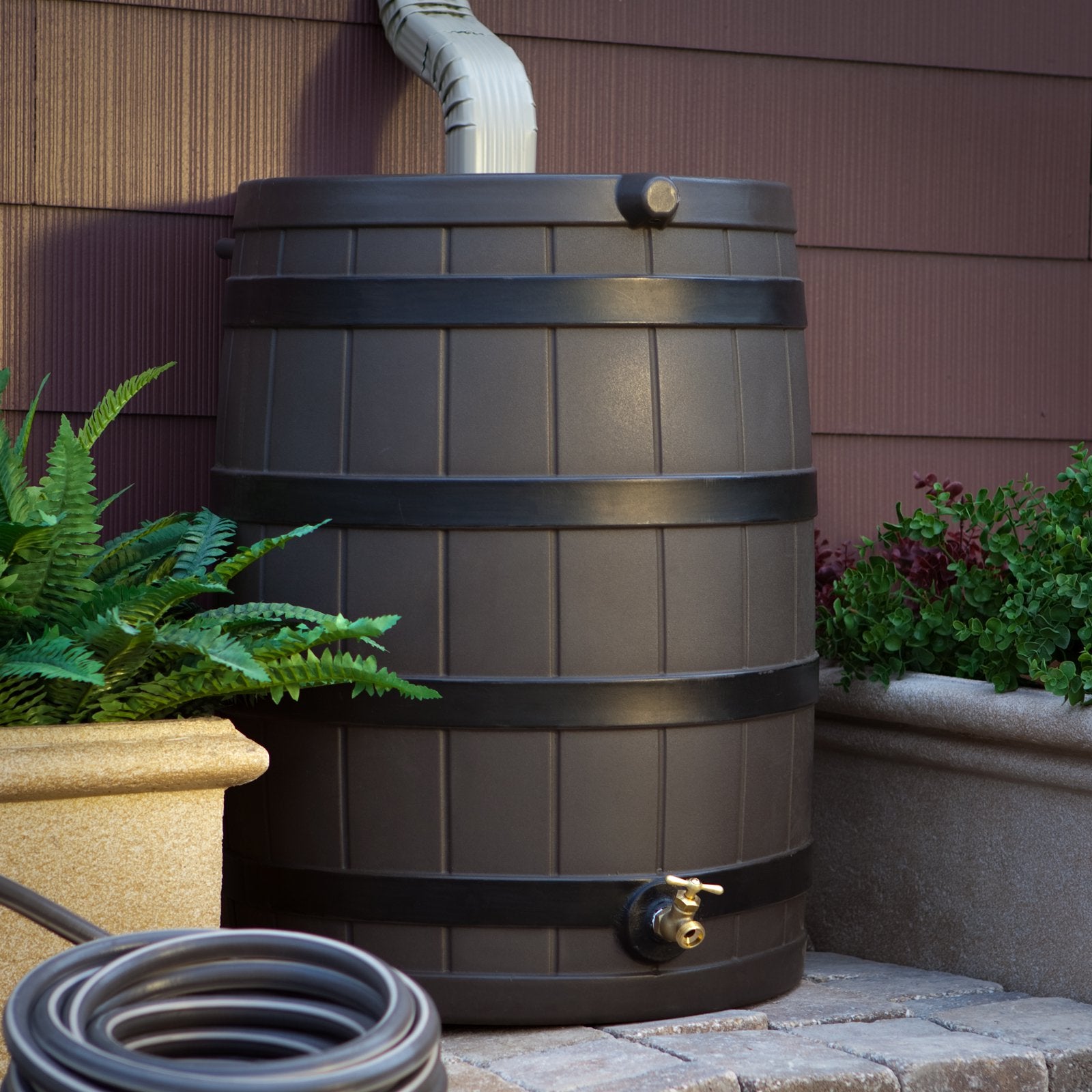 Good Ideas Rain Wizard 40 Gallon Rain Barrel with Darkened Ribs - Oak