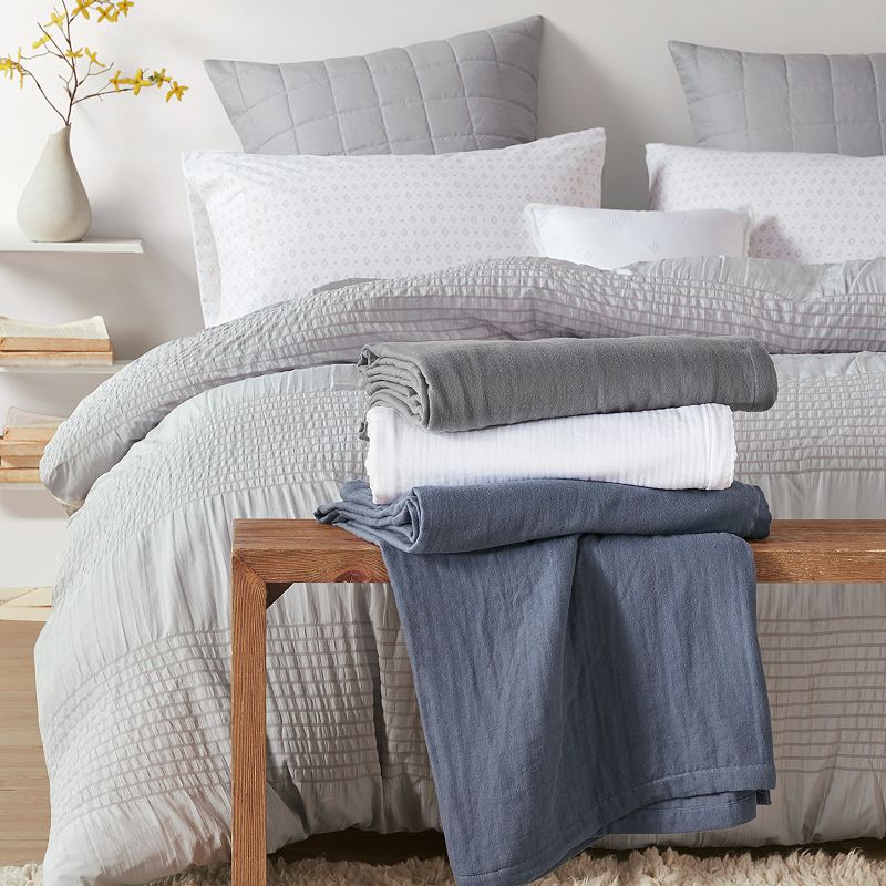 Clean Spaces Gauze Cotton Cooling Blanket