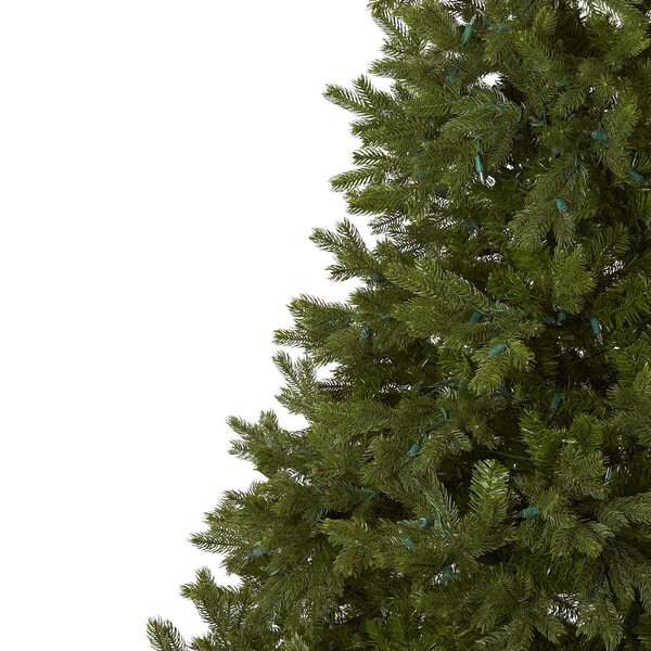 Royal Grand 7.5foot Christmas Tree with Clear Lights