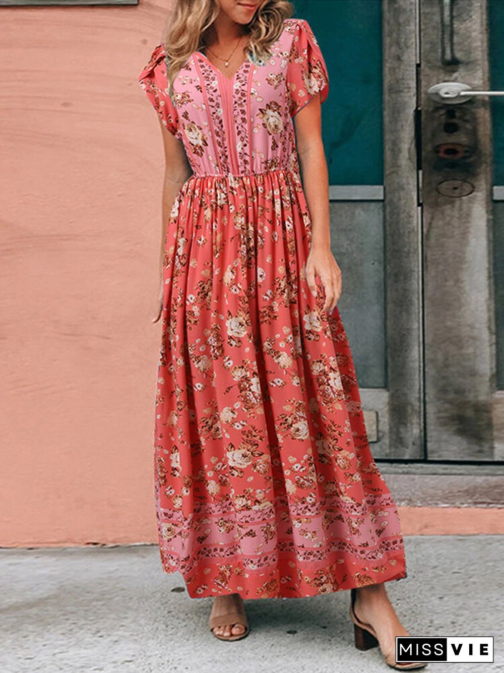 Bohemian Floral Print Tulip Sleeve V-neck Maxi Dress