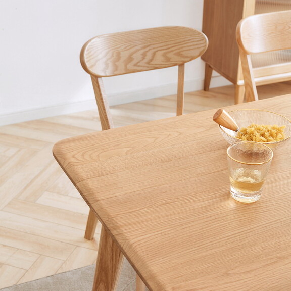 [One table with four chairs]Natural solid oak roun...