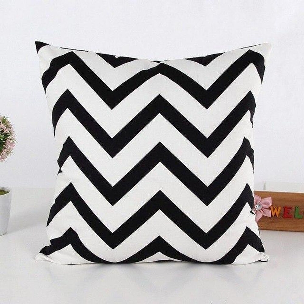 Wavy Striped Pillowcase with Hidden Zip Closure A181